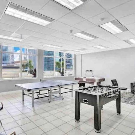 Luxurious Private Unit With Parking Apartment Miami Bagian luar foto