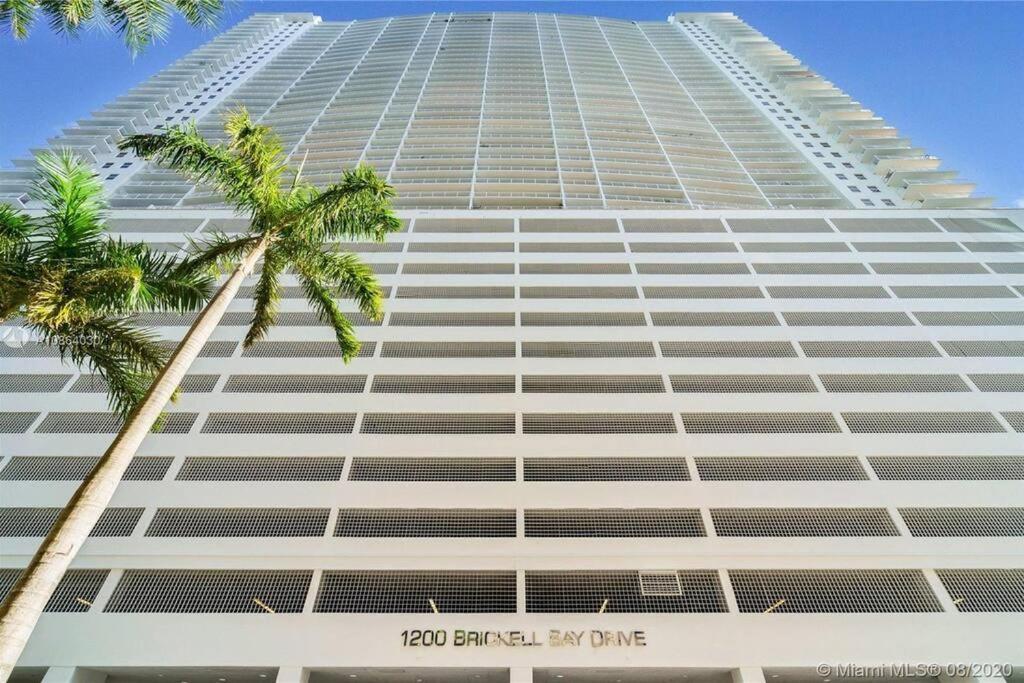 Luxurious Private Unit With Parking Apartment Miami Bagian luar foto