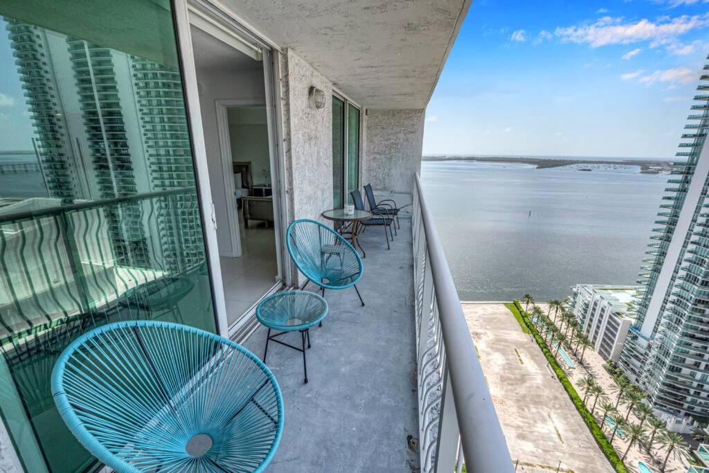 Luxurious Private Unit With Parking Apartment Miami Bagian luar foto