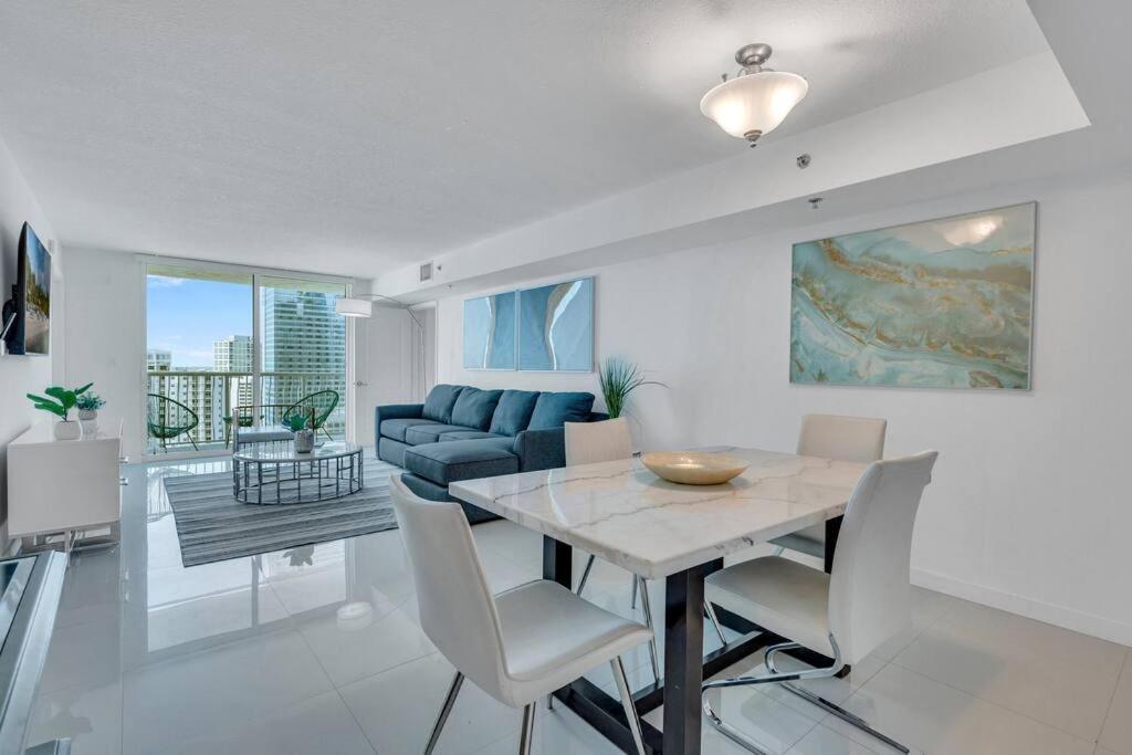 Luxurious Private Unit With Parking Apartment Miami Bagian luar foto